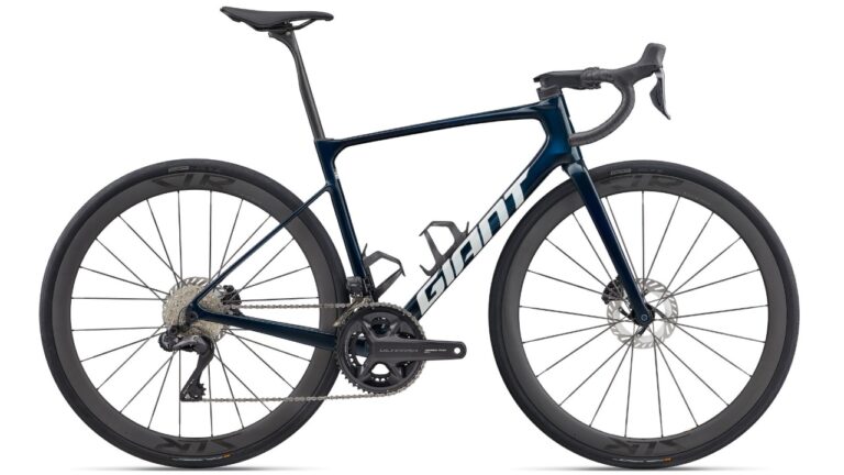 Giant Defy Advanced Pro 0 Mariana Blue - Endurance.jpg