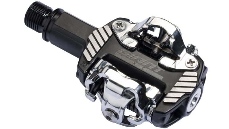 Giant XC Elite MTB Pedale.jpg