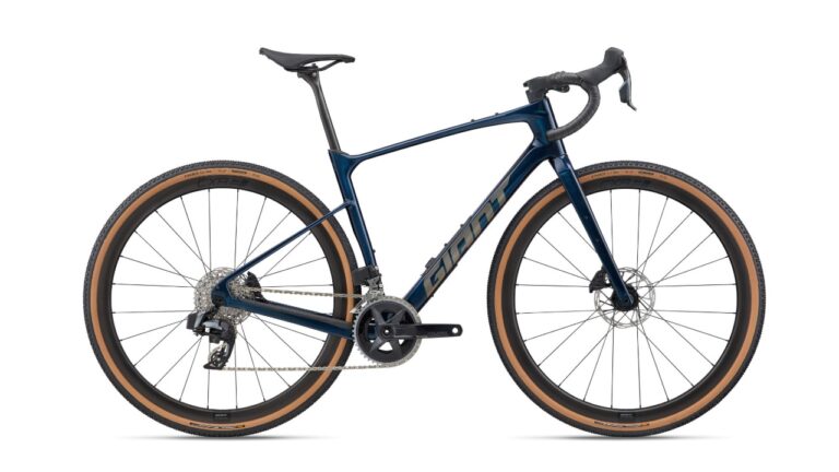 Giant Revolt Advanced Pro 1 Ocean Twilight - Gravelbike 2026.jpg