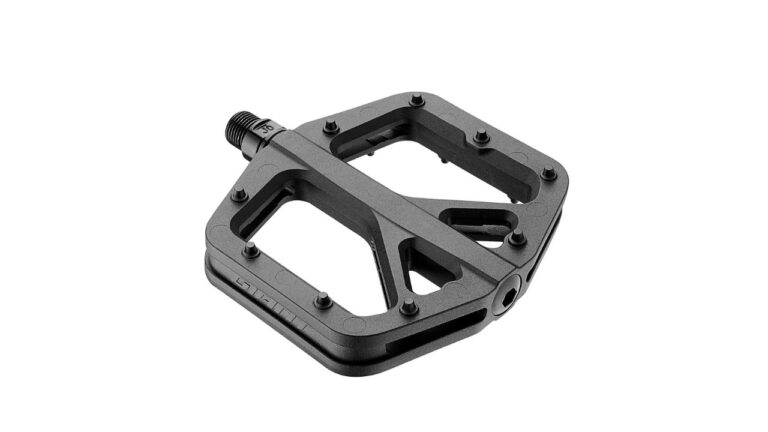Giant Pinner Comp Flat Pedal schwarz.jpg