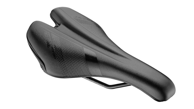 Giant Contact Sattel neutral.jpg