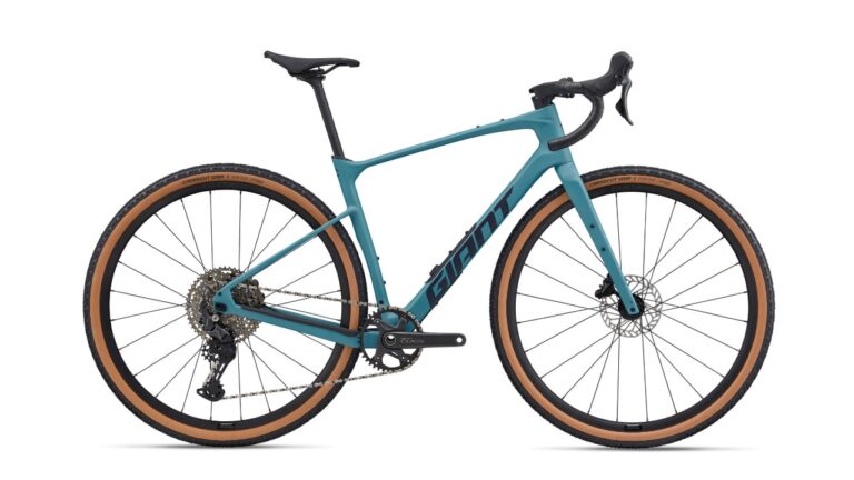 Giant Revolt Advanced 3 2026 Aquarium.jpg