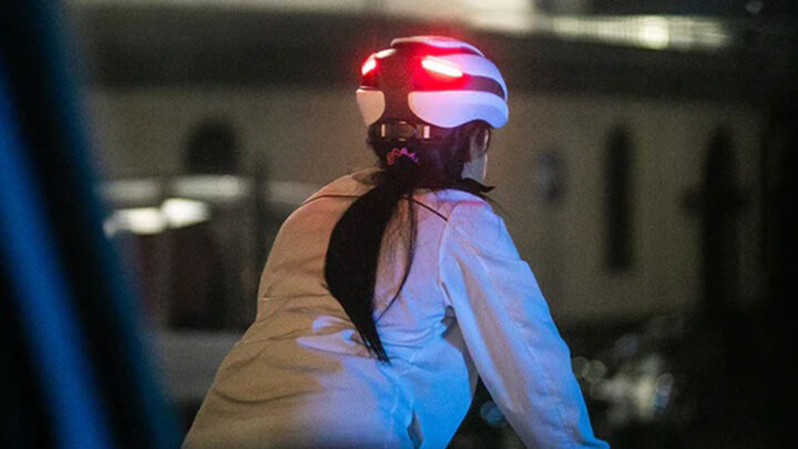 fahrradhelm-lumos-ultra-mit-led_bild-07