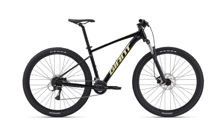 Giant Talon 3 XL schwarz metallic glänzend.jpg