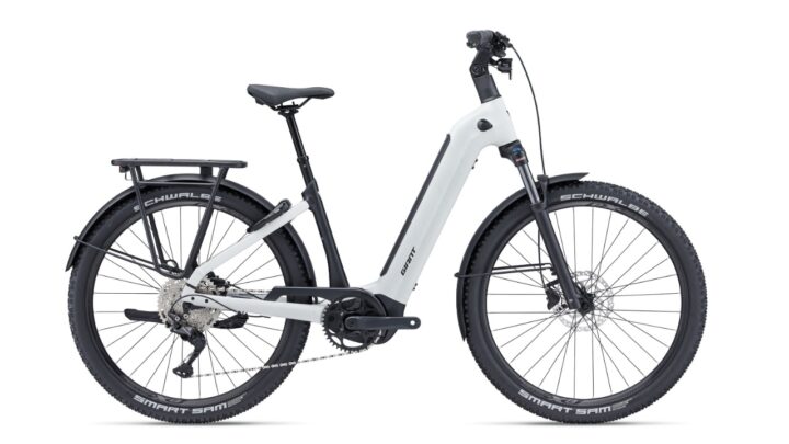 Giant AnyTour X E+ 3 snow drift L.jpg